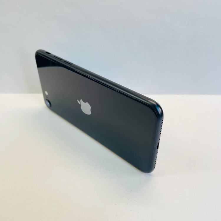 iPhone SE��3���� 64GB SIM�ե꡼ ����97% 57562