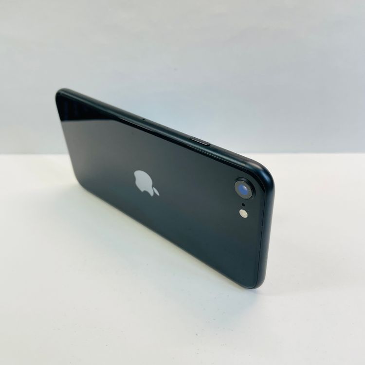 iPhone SE��3���� 128GB SIM�ե꡼ ����99% 18481