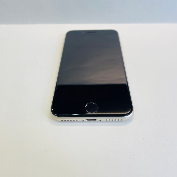 iPhone SE��3���� 64GB SIM�ե꡼ ����96% 87523