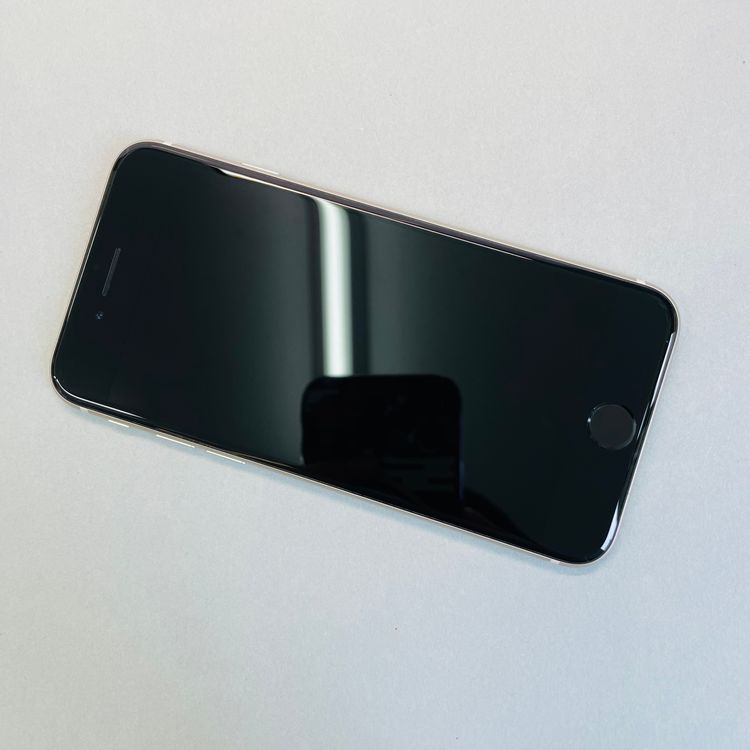 ���� iPhone SE3 64GB SIM�ե꡼ ����92% 83126