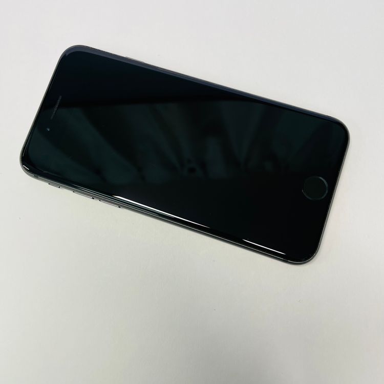 iPhone 8 64GB SIM�ե꡼ ����100% 02135