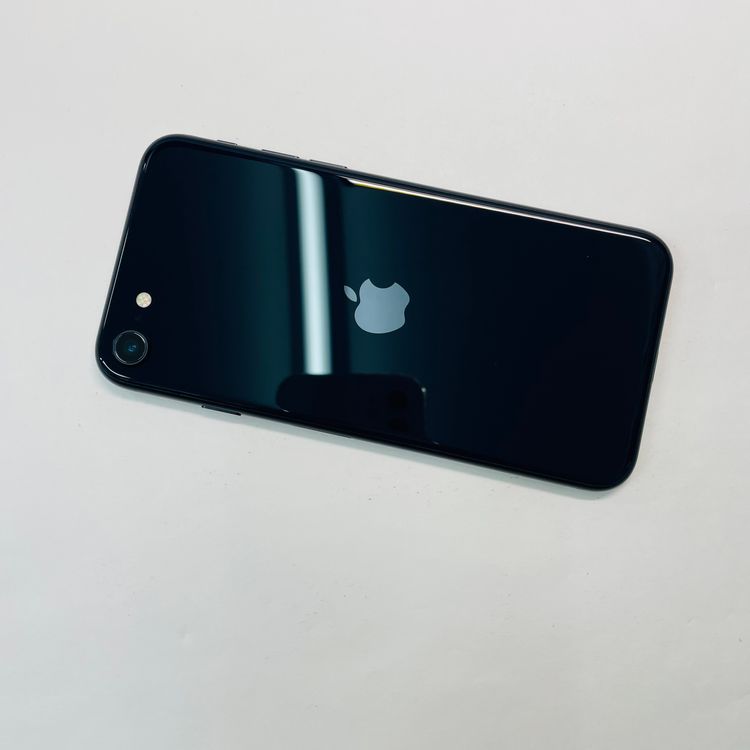 ���� iPhone SE��3���� 64GB SIM�ե꡼ ����100% 97227