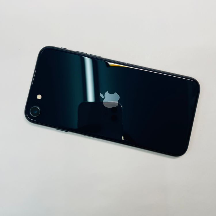 iPhone SE��3���� 64GB SIM�ե꡼ ����99% 42810