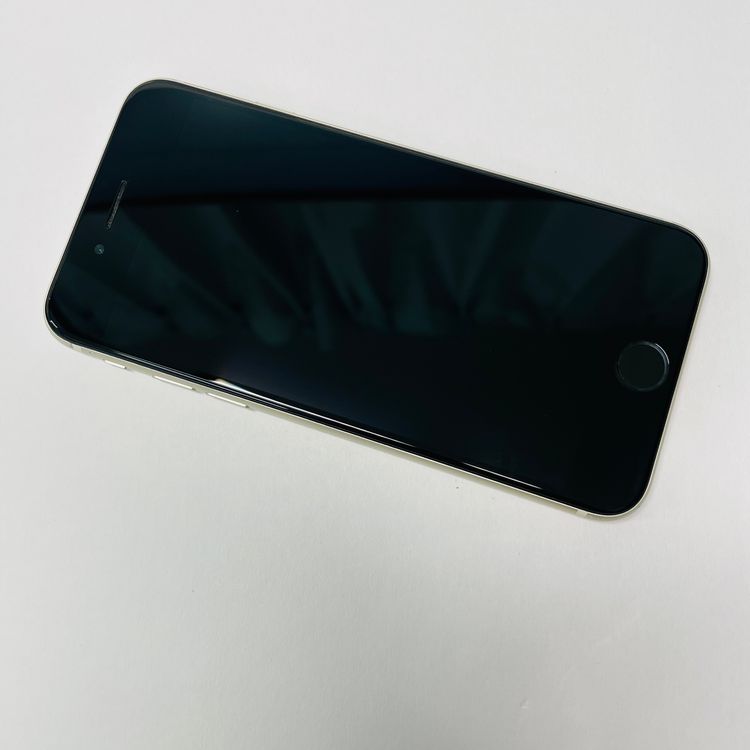 iPhone SE��3���� 64GB SIM�ե꡼ ����92% 05221