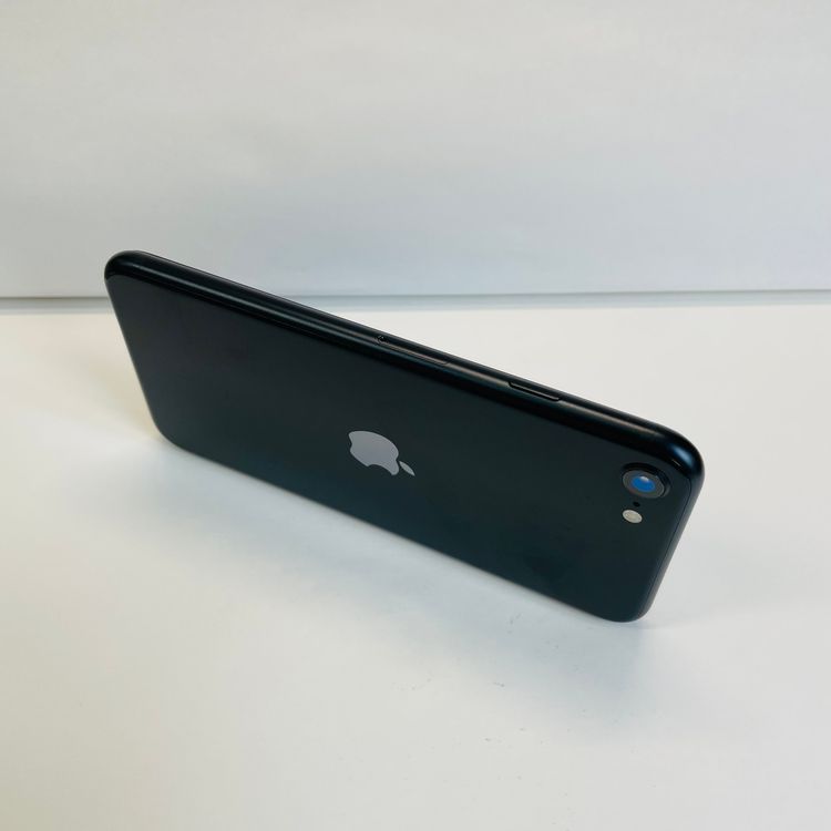 iPhone SE��3���� 64GB SIM�ե꡼ ����93% 80496