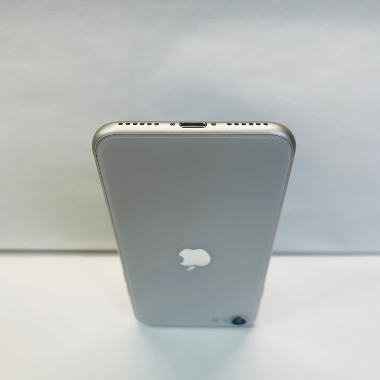 iPhone SE��3���� 64GB SIM�ե꡼ ����93% 27741