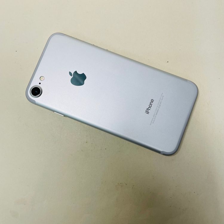 iPhone 7 32GB SIMե꡼ Хåƥ꡼98% 95087