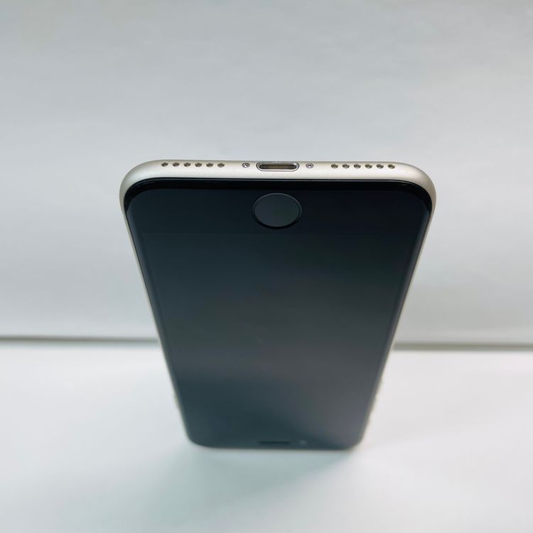 ���� iPhone SE��3���� 64GB SIM�ե꡼ ����95% 77422