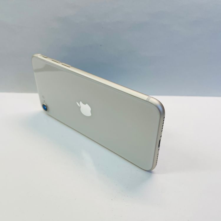 iPhone SE��3���� 64GB SIM�ե꡼ ����96% 93694