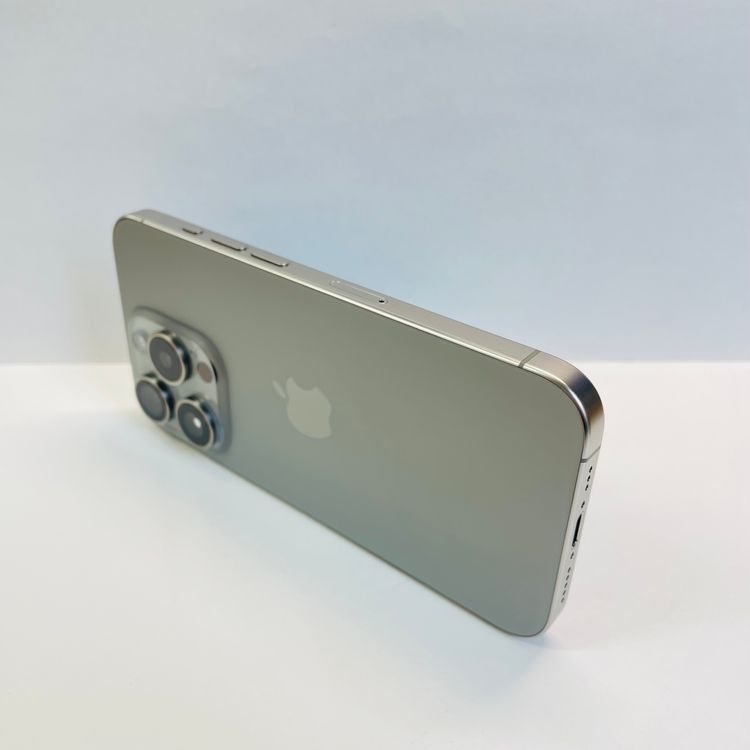 ���� iPhone 15 Pro 256GB ������SIM�ե꡼ ����92% 74540