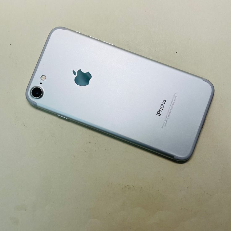 iPhone 7 32GB SIMե꡼ Хåƥ꡼99% 16572