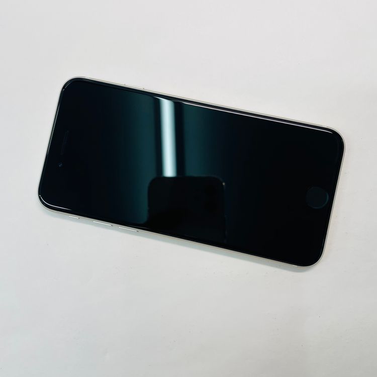 iPhone SE��3���� 64GB SIM�ե꡼ ����100% 08842