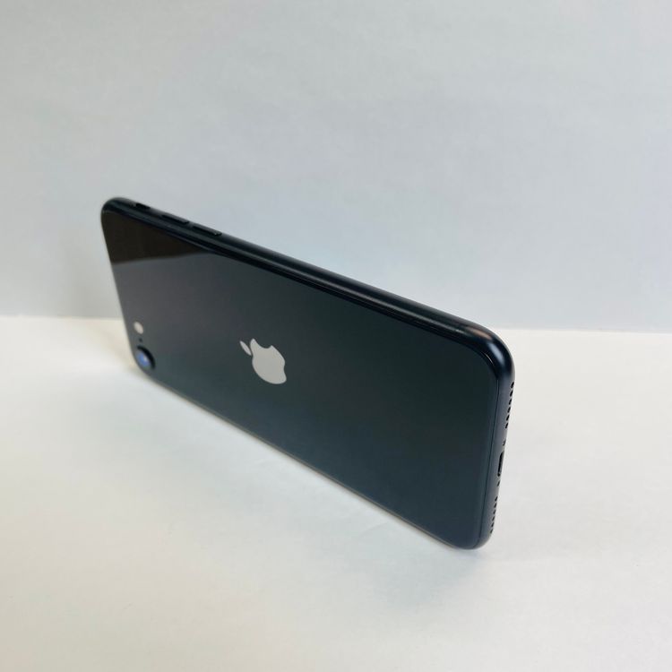 ���� iPhone SE��2���� 128GB SIM�ե꡼ ����95% 67085