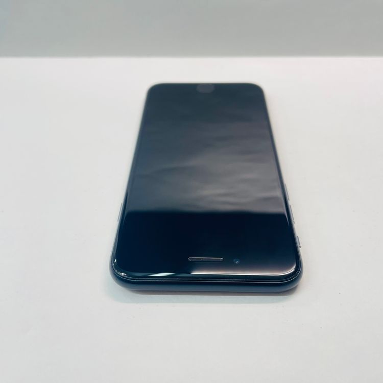 ���� iPhone SE��3���� 128GB SIM�ե꡼ ����99% 83892