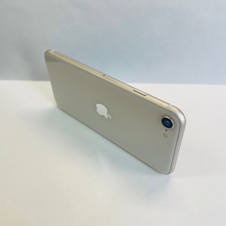 iPhone SE��3���� 64GB SIM�ե꡼ ����96% 11009