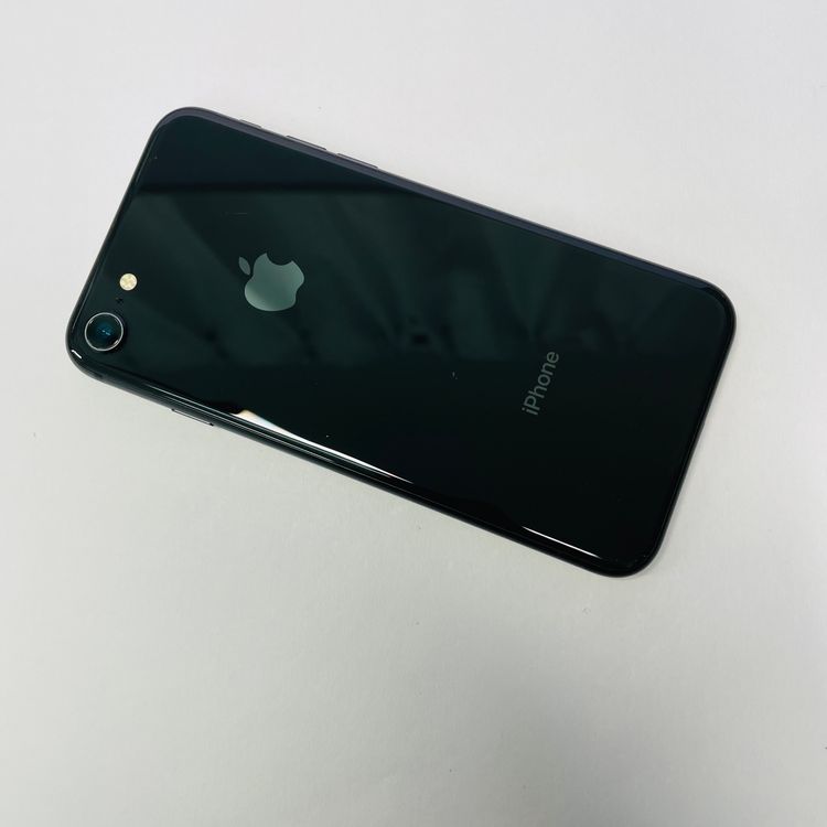 iPhone 8 64GB SIM�ե꡼ ����100% 02135