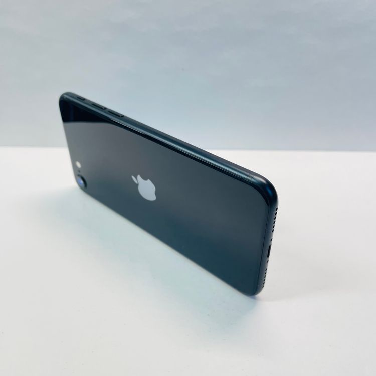 ���� iPhone SE��3���� 64GB SIM�ե꡼ ����95% 03971