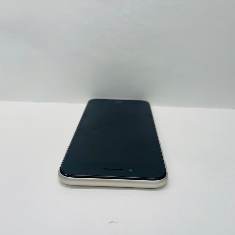 iPhone SE��3���� 64GB SIM�ե꡼����100%��61003