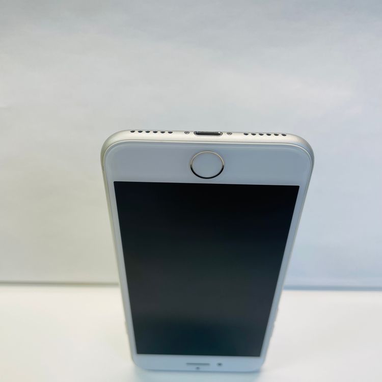 iPhone 8 64GB AU�� ����96% 98228