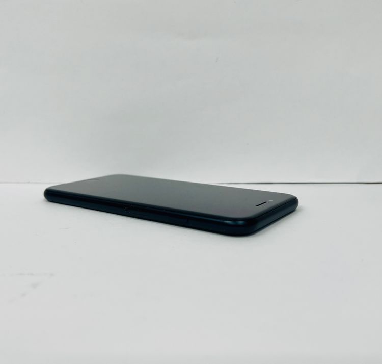 iPhone SE��3���� 128GB SIM�ե꡼���� 93% 92216