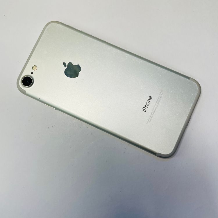 iPhone 7 32GB SIMե꡼ 94% 16946