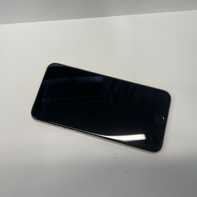 iPhone SE��3���� 64GB SIM�ե꡼����100%��61003