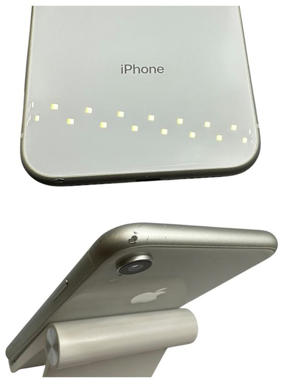 iPhone　XR　128GB　ホワイト　SIMフリー　au版