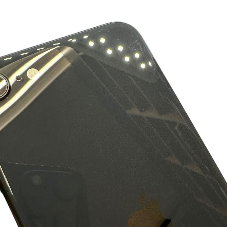 �ڥХåƥ꡼96%��iPhone��SE����2�����64GB���֥�å���SIM�ե꡼���ɥ�����