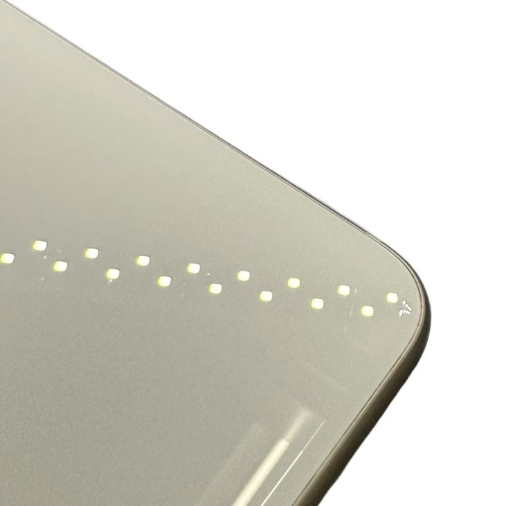 iPhone��SE����3�����64GB���������饤�ȡ�SIM�ե꡼��au��