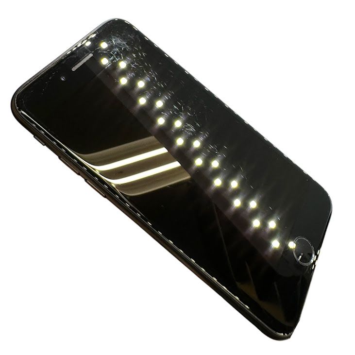 �ڥХåƥ꡼90%��iPhone��SE����2�����64GB���֥�å���SIM�ե꡼���ɥ�����