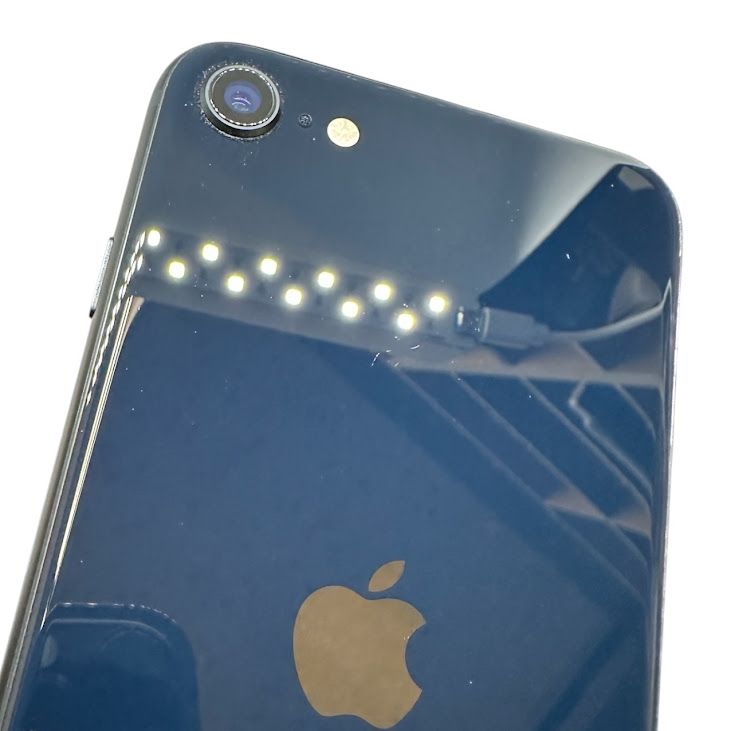 �ڥХåƥ꡼84%��iPhone��SE����3�����64GB���ߥåɥʥ���