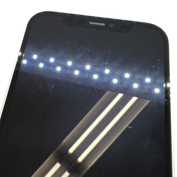 �ڥХåƥ꡼82%��iPhone��12��128GB���ۥ磻�ȡ�SIM�ե꡼��au��
