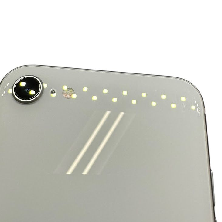 �ڥХåƥ꡼97%��iPhone��SE����2�����64GB���ۥ磻�ȡ�SIM�ե꡼��au��