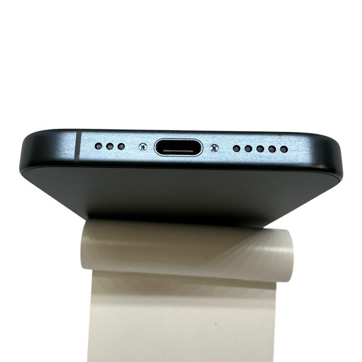 �ڥХåƥ꡼83%��iPhone��15Pro��256GB���֥롼�����˥���