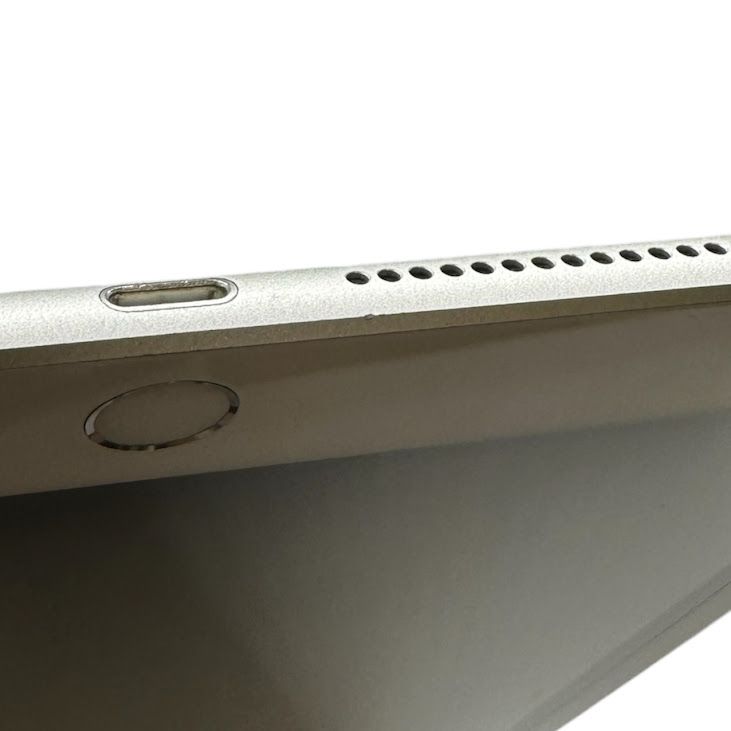 ڥХåƥ꡼84%iPad8WiFiCellular32GBСau