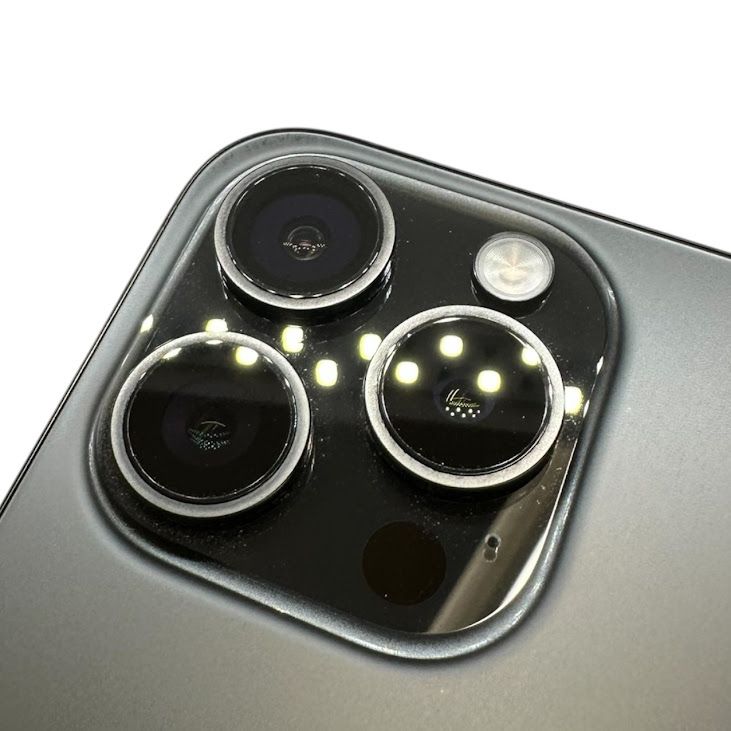 �ڥХåƥ꡼88%��iPhone��15Pro��256GB���֥�å������˥��ࡡSIM�ե꡼