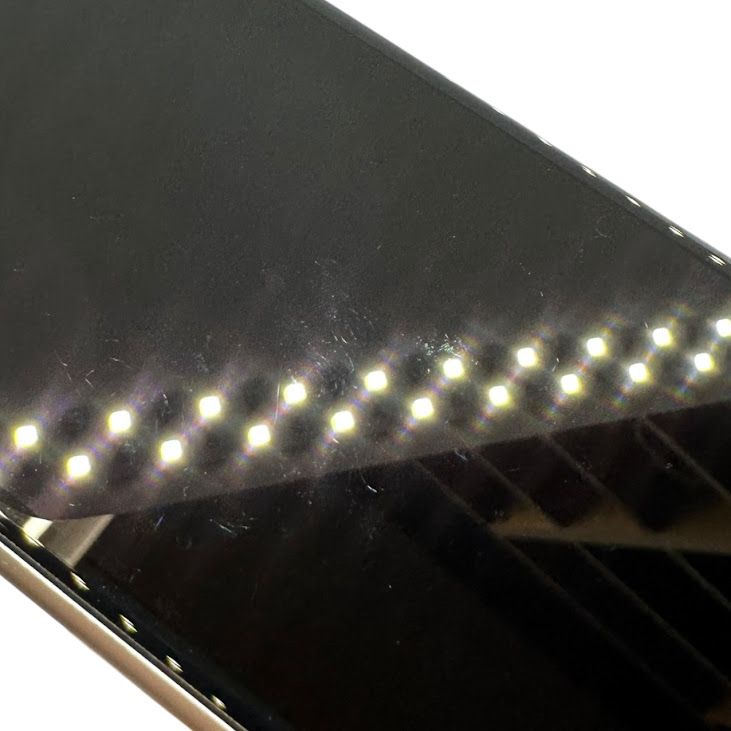 �ڥХåƥ꡼85%��iPhone��SE����2�����64GB���ۥ磻�ȡ�SIM�ե꡼��au��