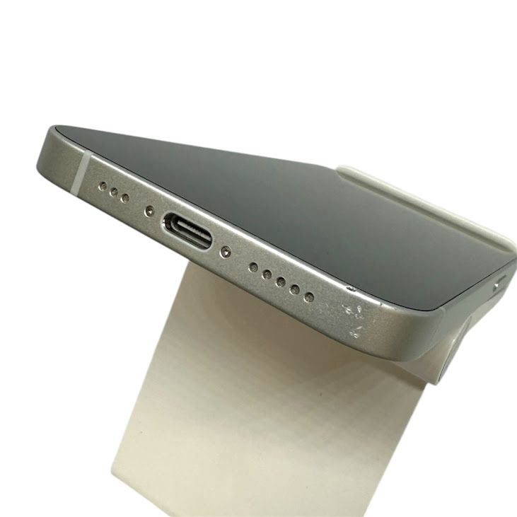 �ڥХåƥ꡼100%��iPhone��16e��128GB���ۥ磻�ȡ�SIM�ե꡼