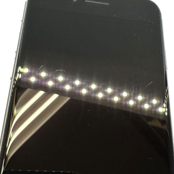 iPhone��SE����2�����128GB���ۥ磻�ȡ�SIM�ե꡼