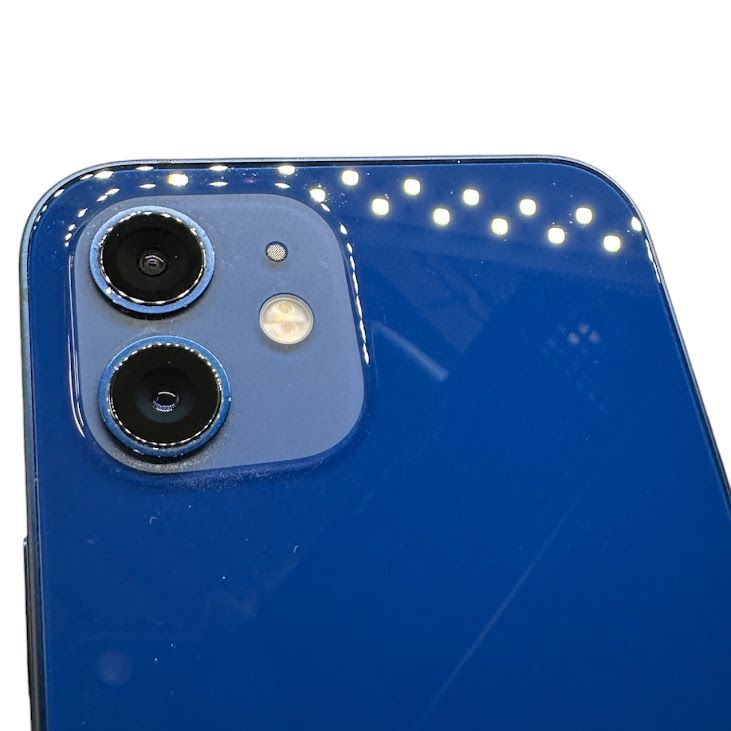 ڥХåƥ꡼85%iPhone1264GB֥롼SIMե꡼au