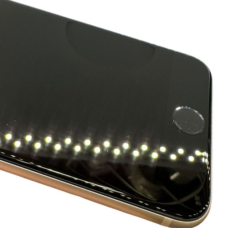 �ڥХåƥ꡼95%��iPhone��SE����3�����64GB���������饤�ȡ�SIM�ե꡼���ɥ�����