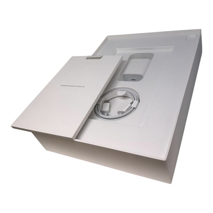 ��̤�����ʡ�iPadAir��11�������8�����M4�ˡ�Wi��Fi��256GB�����ڡ������쥤