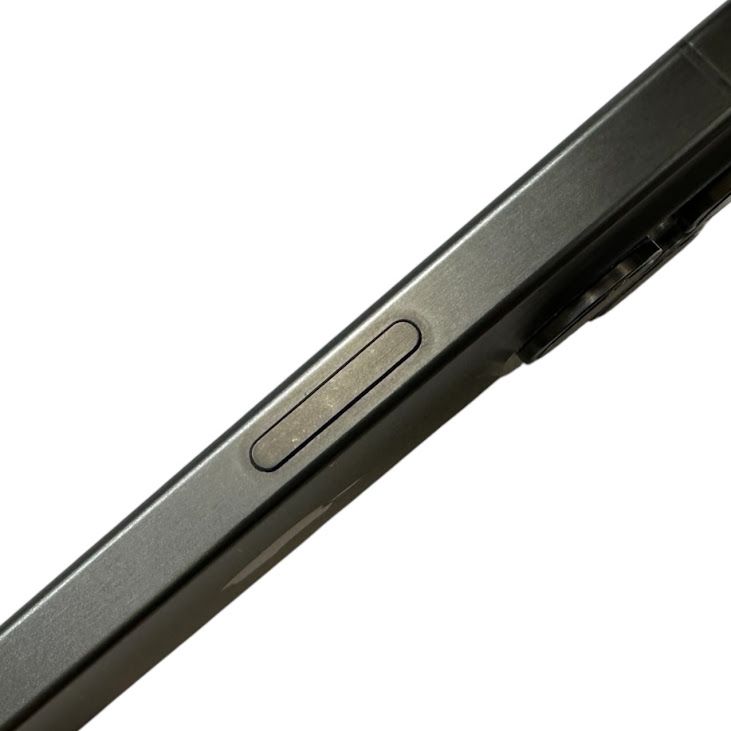 �ڥХåƥ꡼88%��iPhone��15Pro��256GB���֥�å������˥��ࡡSIM�ե꡼