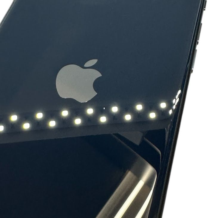 �ڥХåƥ꡼100%��iPhone��SE����3�����64GB���ߥåɥʥ��ȡ�SIM�ե꡼��au��