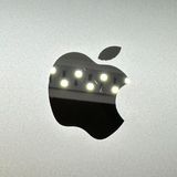 �ڥХåƥ꡼87%��iPad��8������顼��32GB������С���SIM�ե꡼���ɥ�����