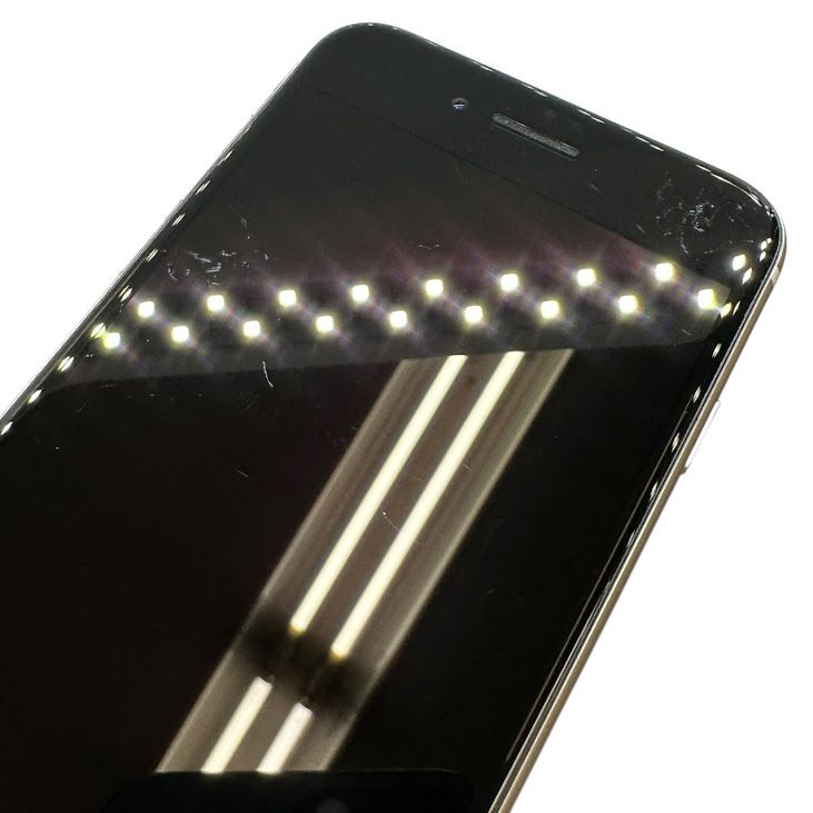 �ڥХåƥ꡼93%��iPhone��SE����3�����64GB���������饤�ȡ�SIM�ե꡼���ɥ�����