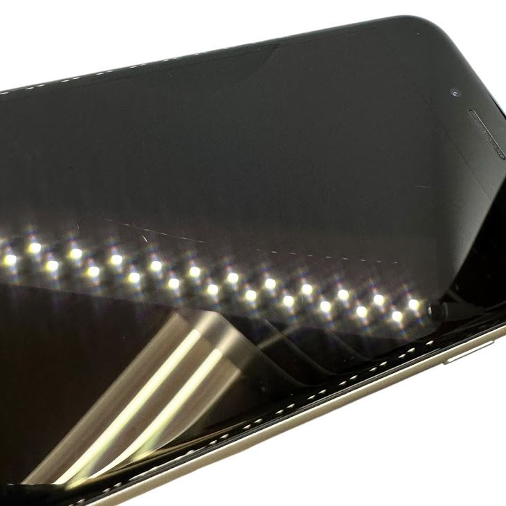 �ڥХåƥ꡼90%��iPhone��SE����2�����64GB���ۥ磻�ȡ�SIM�ե꡼��au��