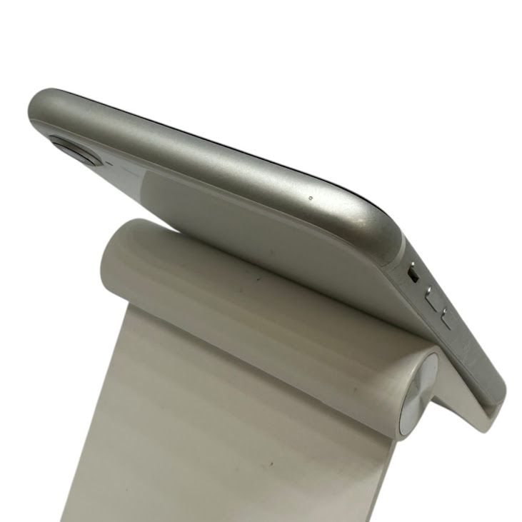 iPhone��SE����2�����128GB���ۥ磻�ȡ�SIM�ե꡼���ɥ�����