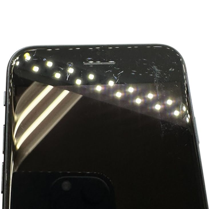 �ڥХåƥ꡼91%��iPhone��SE����3�����64GB���ߥåɥʥ��ȡ�SIM�ե꡼��au��