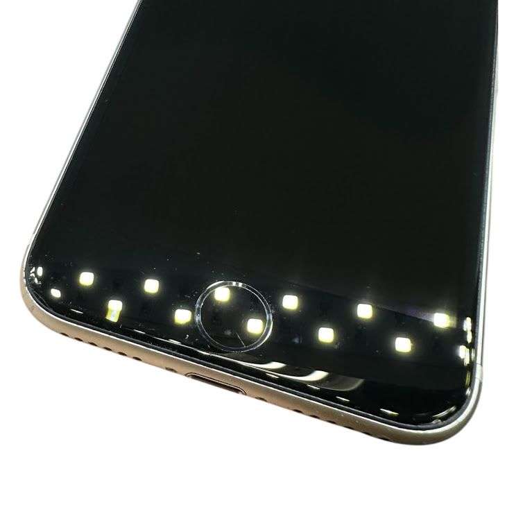 �ڥХåƥ꡼82%��iPhone��SE����3�����64GB���������饤�ȡ�SIM�ե꡼���ɥ�����